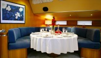 SY AMADEUS -  Dining area inside